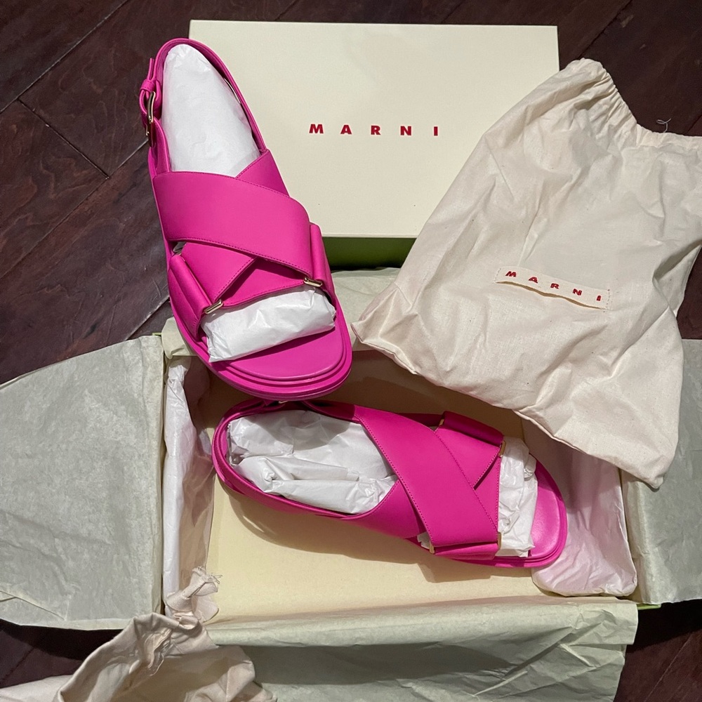 MARNI Fussbett Leather Sandals